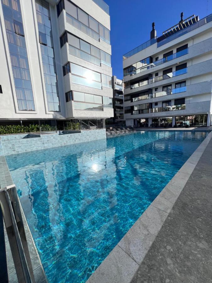 Cobertura Velejar Em Condominio Clube - Com Area De Lazer 塞尔苏拉穆斯州长镇 外观 照片